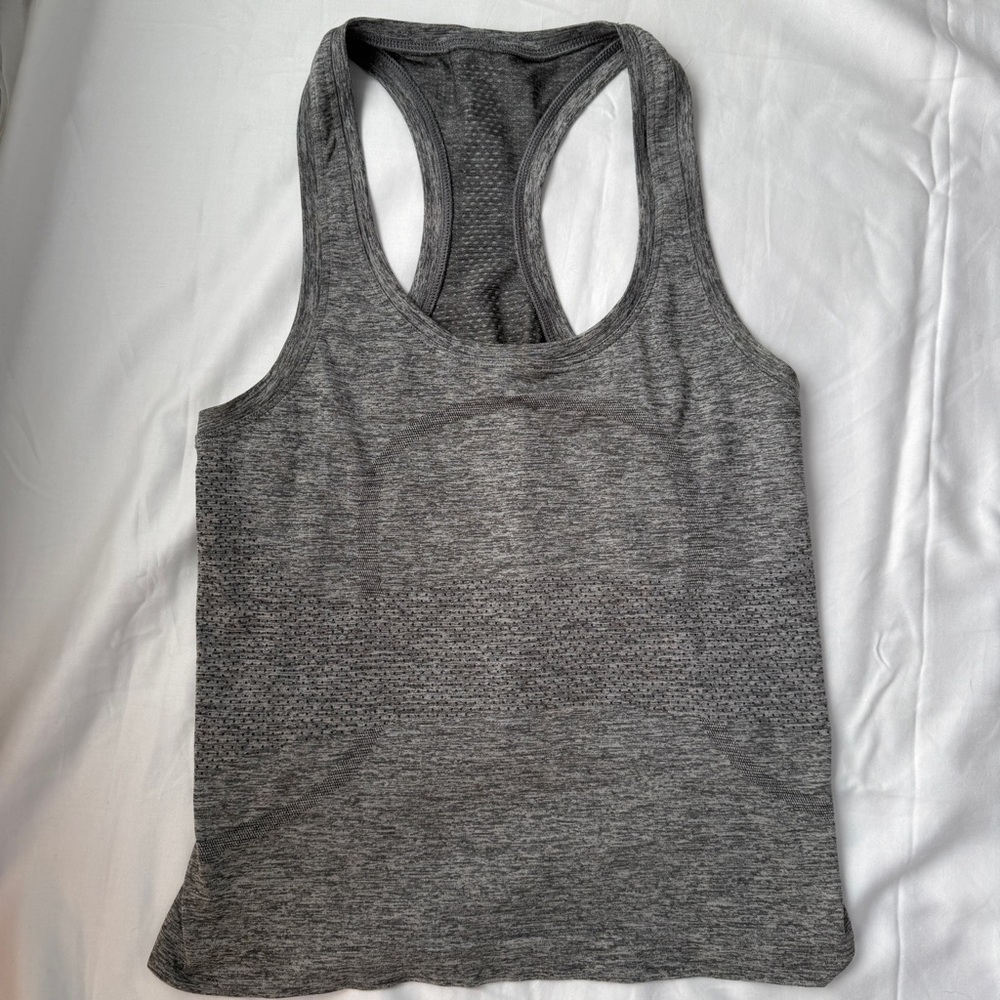 LULULEMON Womens Swiftly Tech Racerback Tank Top Waist Length Size 4 Slate/White